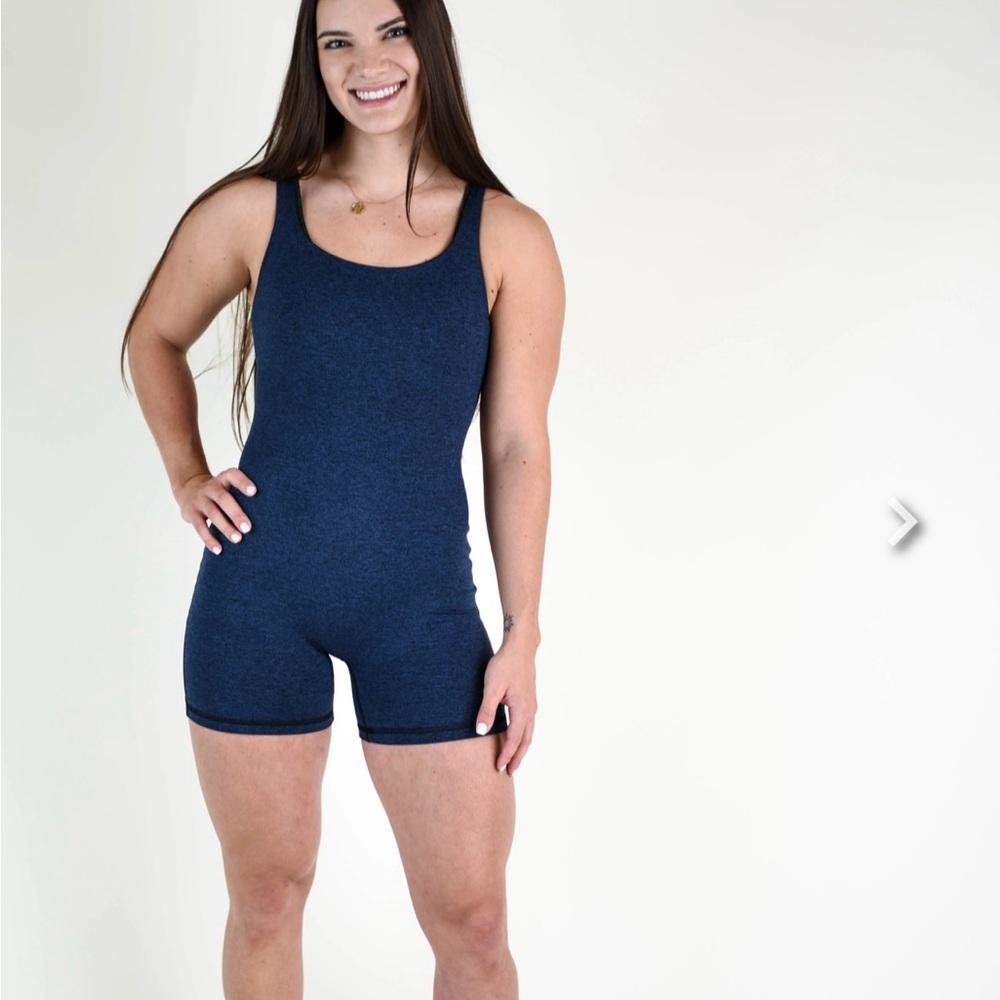 Fleo open back bodysuit, Iris black size s.  EUC